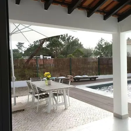 Banzao Pineforest Family &friends Pool Garden Βίλα *