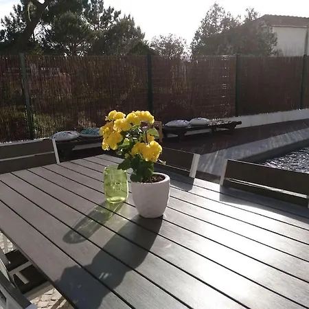 Banzao Pineforest Family &friends Pool Garden * 科拉雷斯